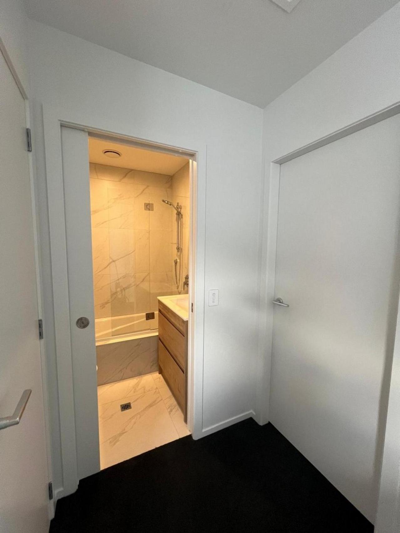 Central Modern 3-Bedroom,3- Bathroom House With Patio And Carpark- Lower Hutt City Centre Exterior foto